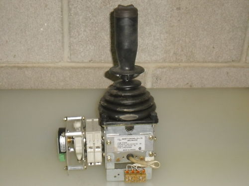 SENETT CONTROL W62/CR2650 *USED*