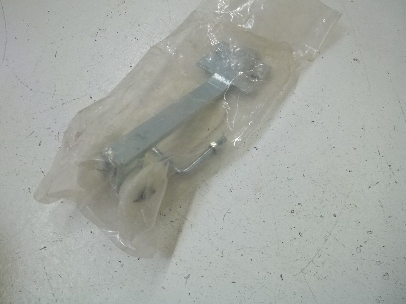 SENTINEL 615CLWA CABLE PULL-IN GUIDE NSMP