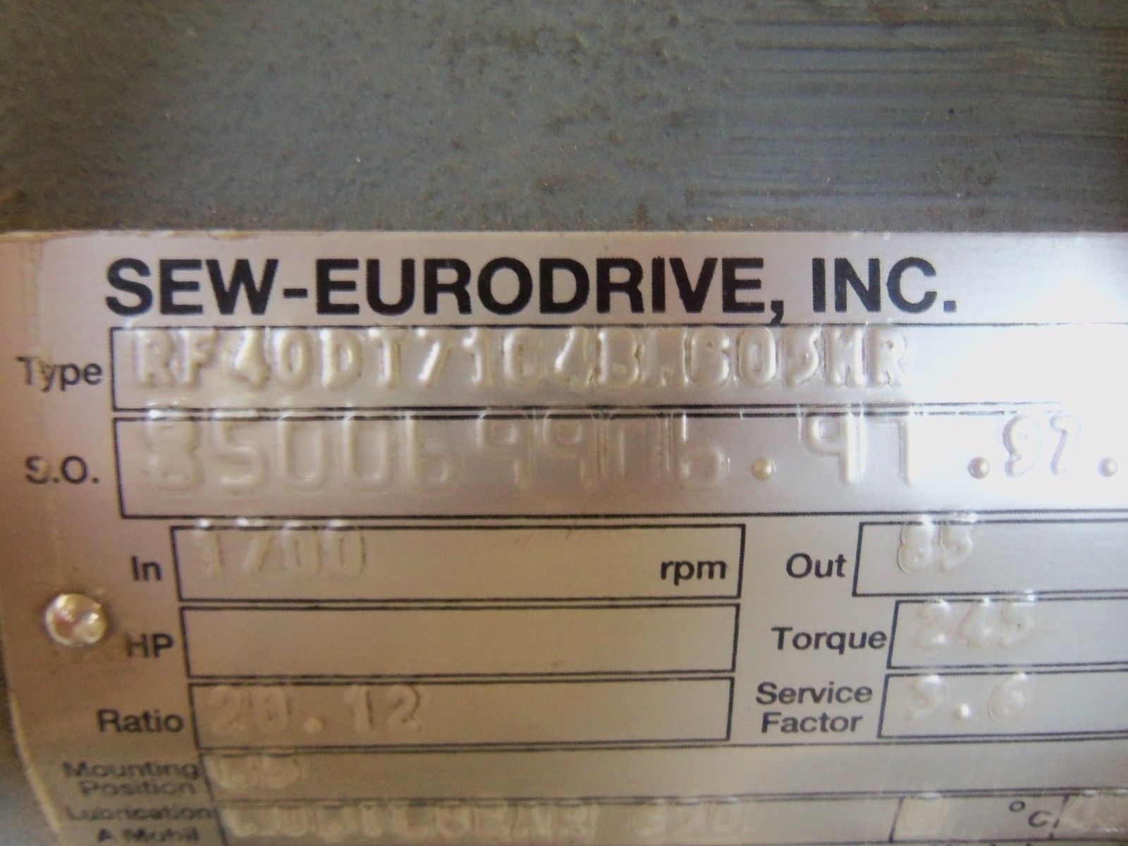 SEW-EURODRIVE R4F0DT71C4BM605HR MOTOR UNMP