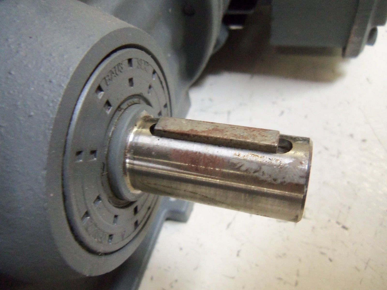 SEW-EURODRIVE S37DT71C4-5044953 NSNP