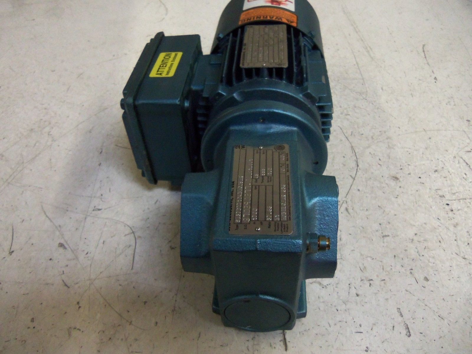 SEW-EURODRIVE SA37DT71D4BMG05HR MOTOR *USED*