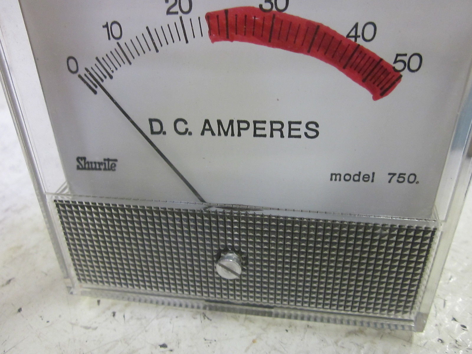 SHURITE 7208-Z PANEL METER 0/50 D.C. AMPERES UNMP