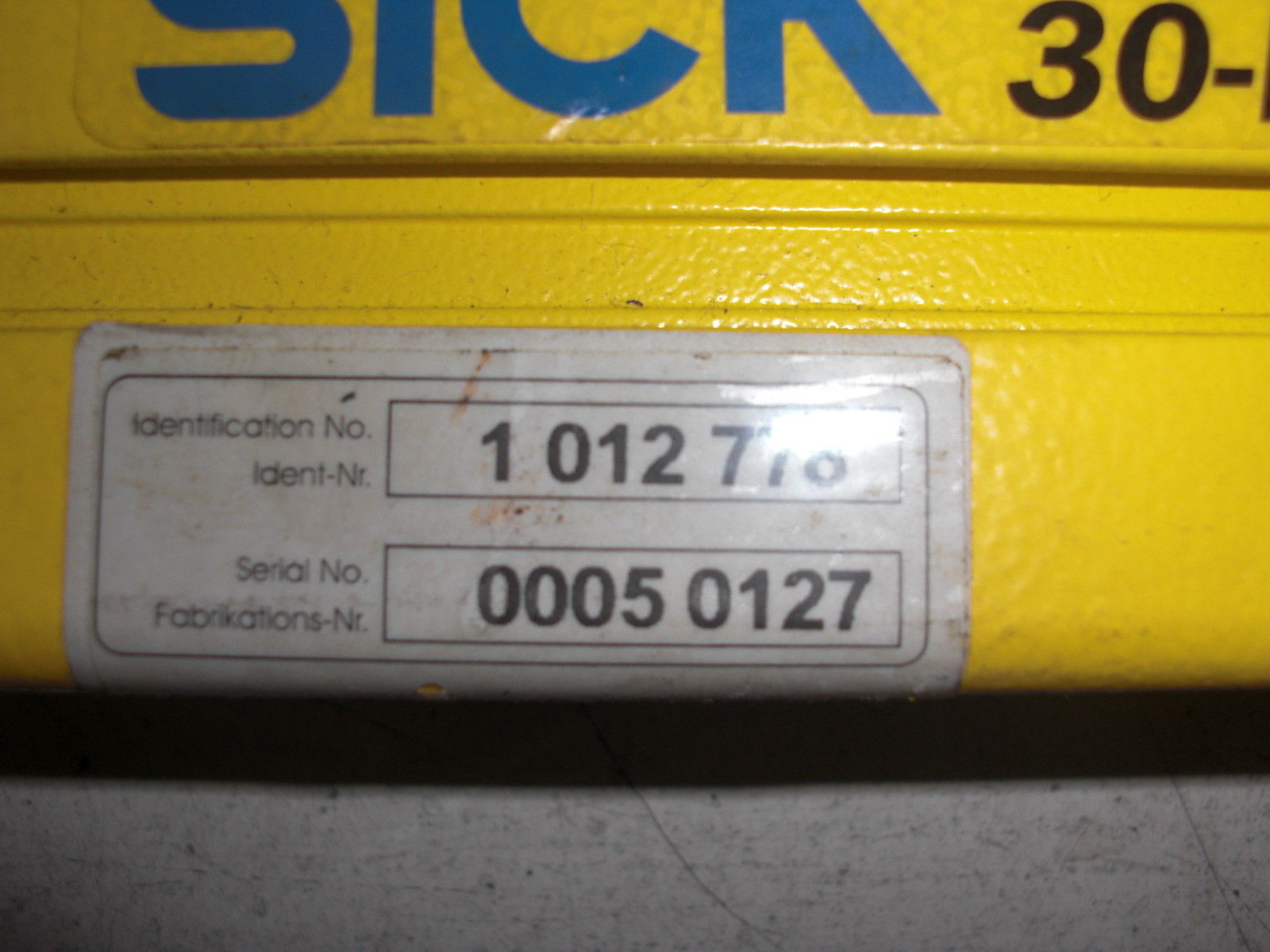 SICK 30-FGS FGSE-300-211 LIGHT CURTAIN SENDER UNMP
