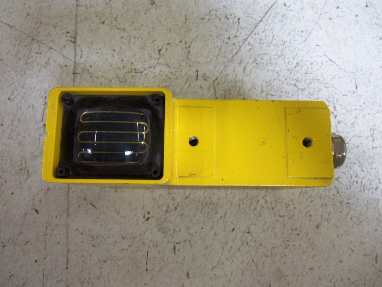 SICK WEU 25-710 SENSOR UNMP