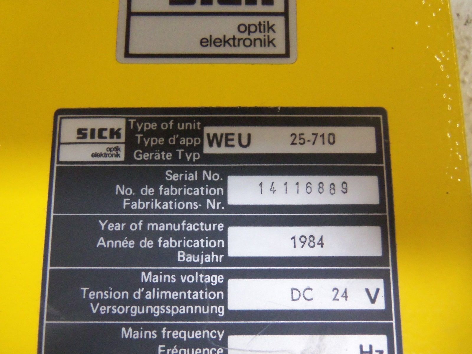 SICK WEU 25-710 SENSOR UNMP