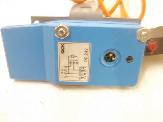 SICK WTR1-P721 PHOTOELECTRIC SENSOR *USED*