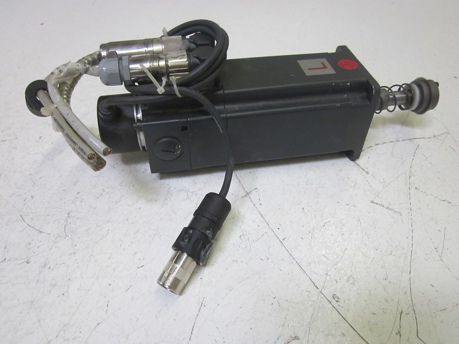 SIEMENS 1FT5044-0AF71-1-Z (AS PICTURED)
