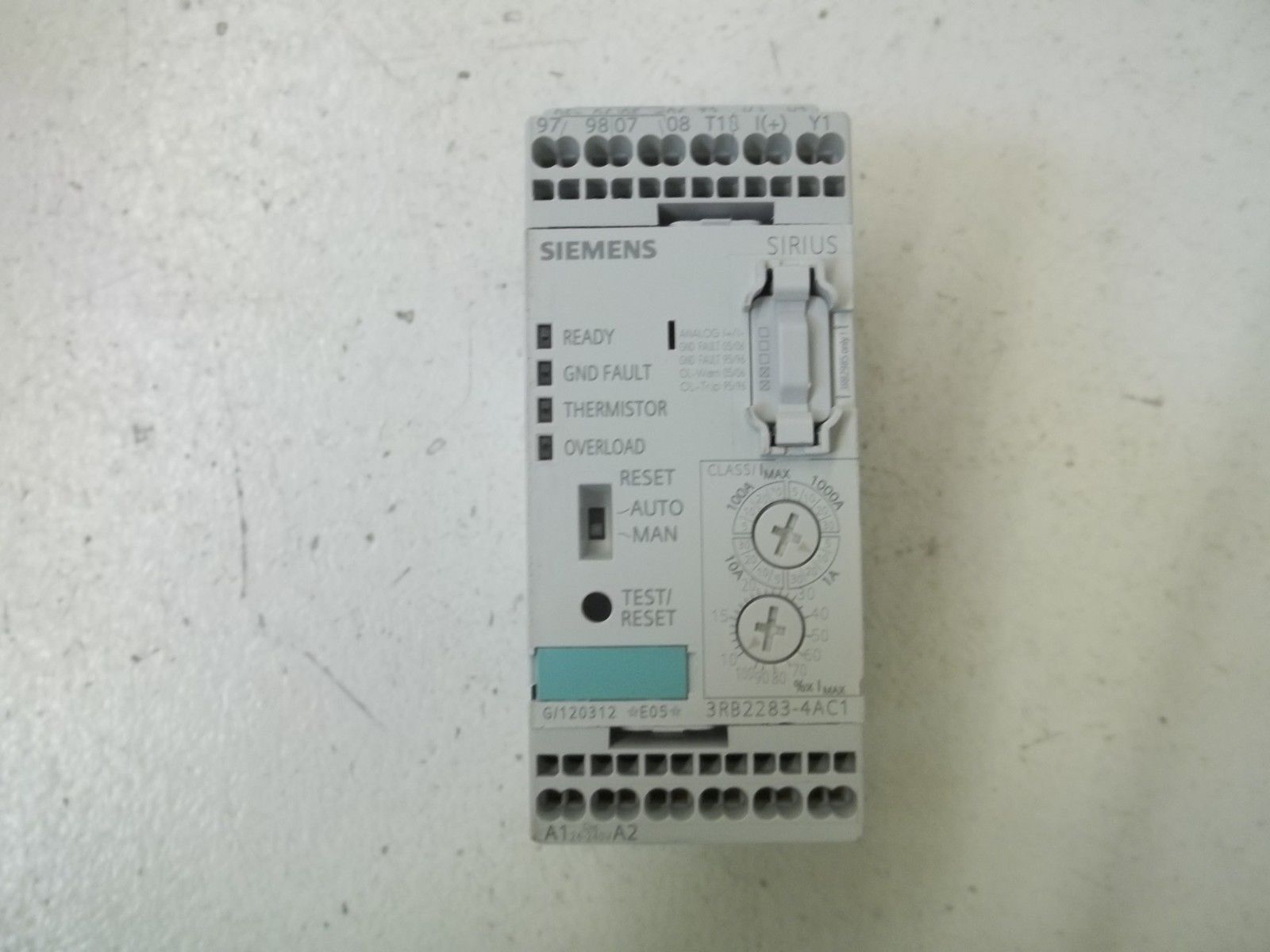SIEMENS 3RB2283-4AC1 UNIT PROCESSING FOR FULL MOTOR PROTECTION UNMP