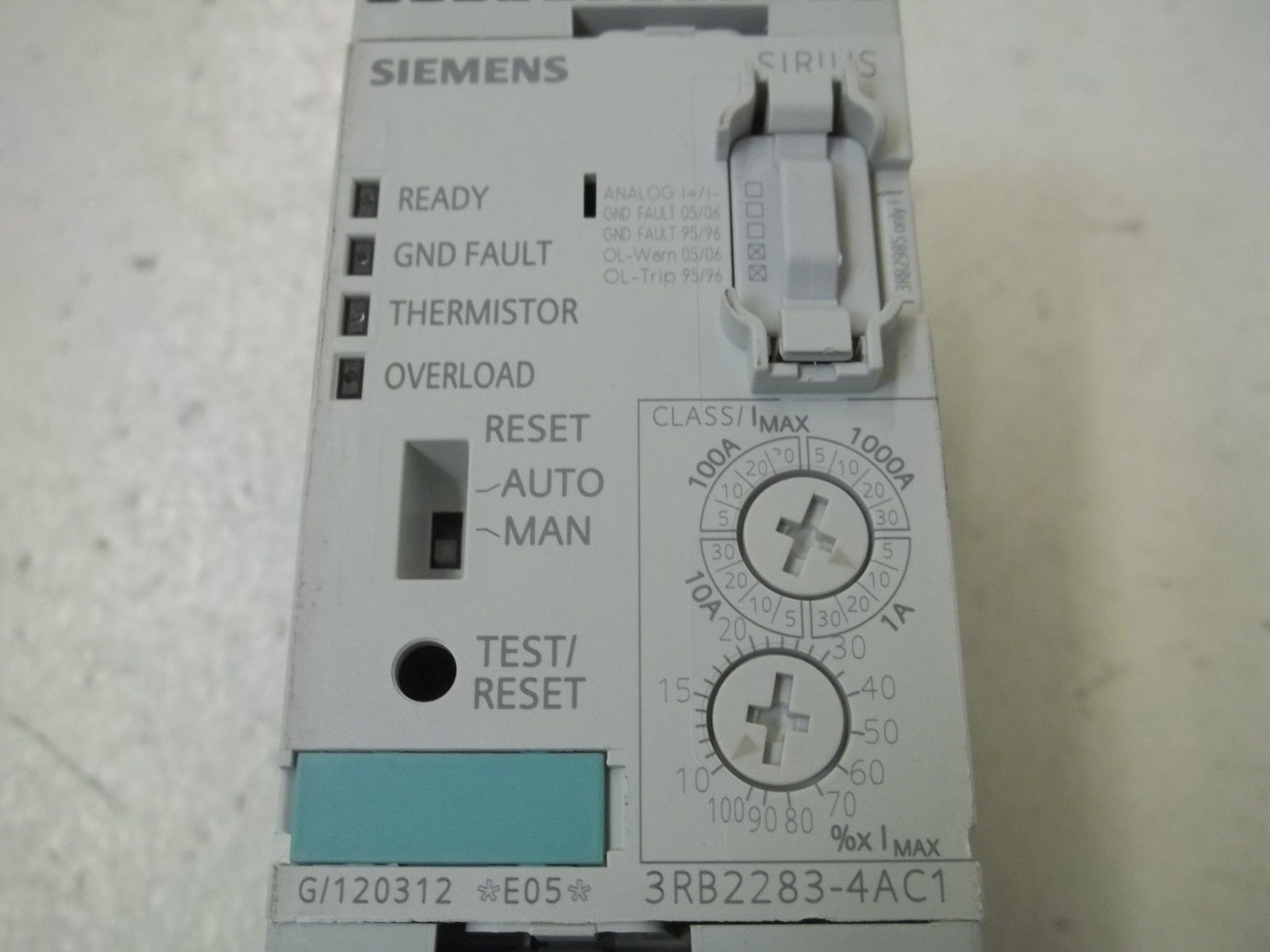 SIEMENS 3RB2283-4AC1 UNIT PROCESSING FOR FULL MOTOR PROTECTION UNMP