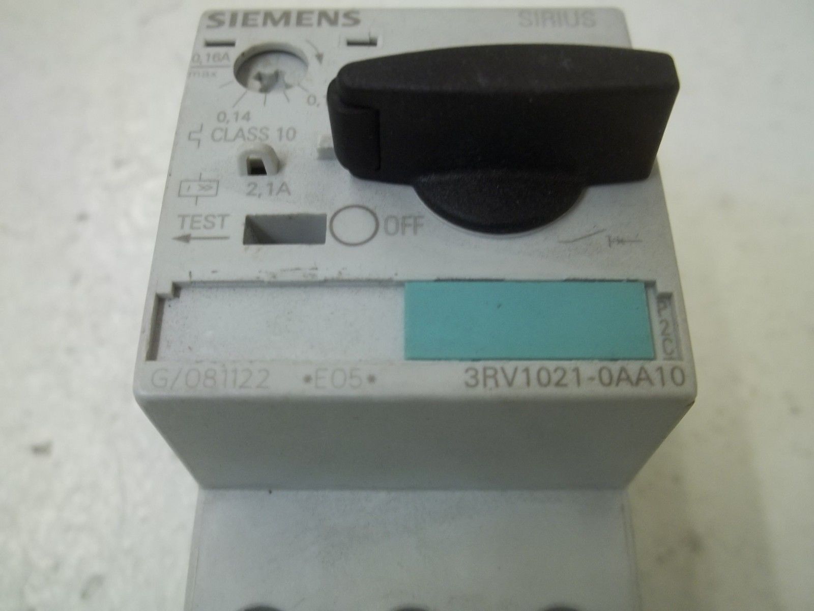 SIEMENS 3RV1021-0AA10 MOTOR STARTER PROTECTOR UNMP
