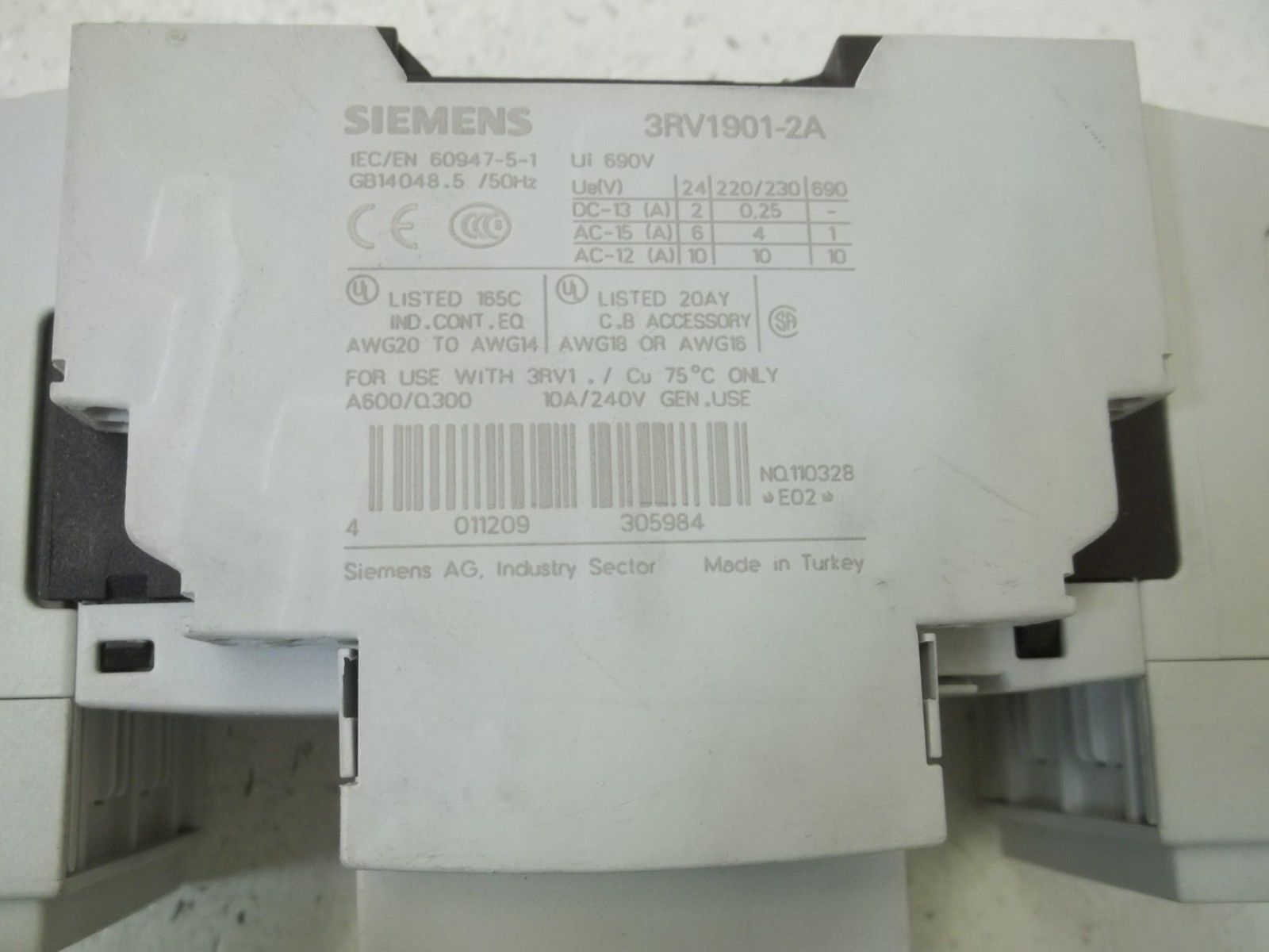 SIEMENS 3RV1721-1JD10 CIRCUIT BREAKER UNMP