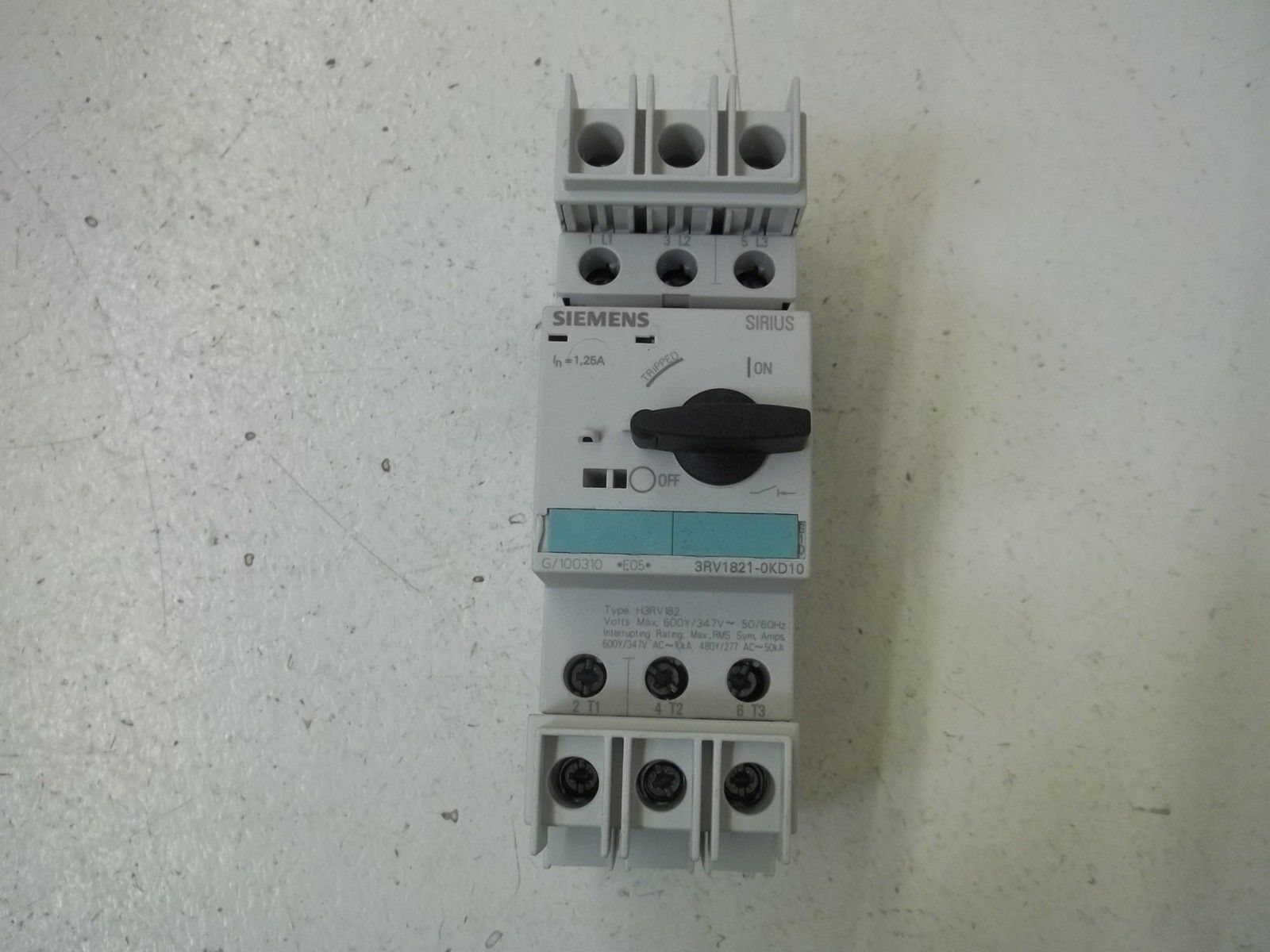 SIEMENS 3RV1821-0KD10 CIRCUIT BREAKER UNMP
