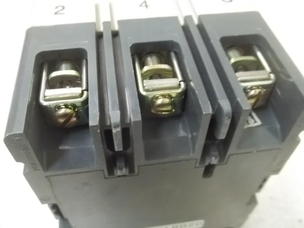 SIEMENS 3VF3111-FN41-0AA0 CIRCUIT BREAKER NSMP