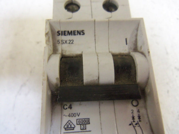 SIEMENS 5SX2204-7 CIRCUIT BREAKER 4A  UNMP