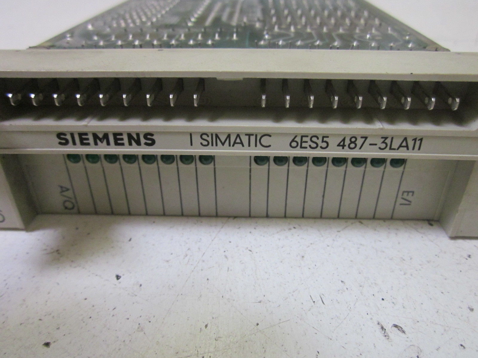 SIEMENS 6ES5487-3LA11 UNMP