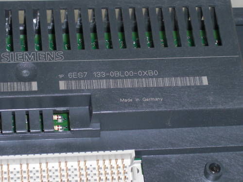 SIEMENS 6ES7-133-0BL00-0XB0 *USED*