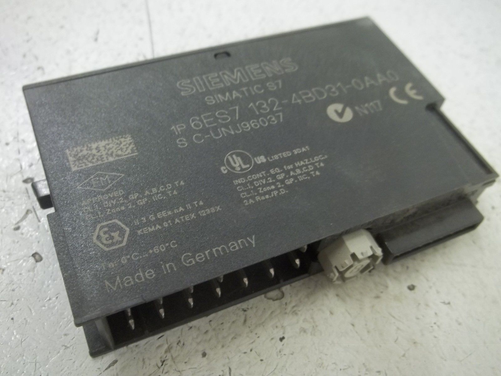 SIEMENS 6ES7 132-4BD31-0AA0 DIGITAL OUTPUT (4) NSMP