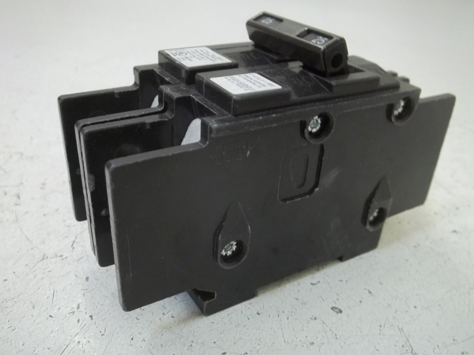 SIEMENS BQ2B025QLD CIRCUIT BREAKER *USED*