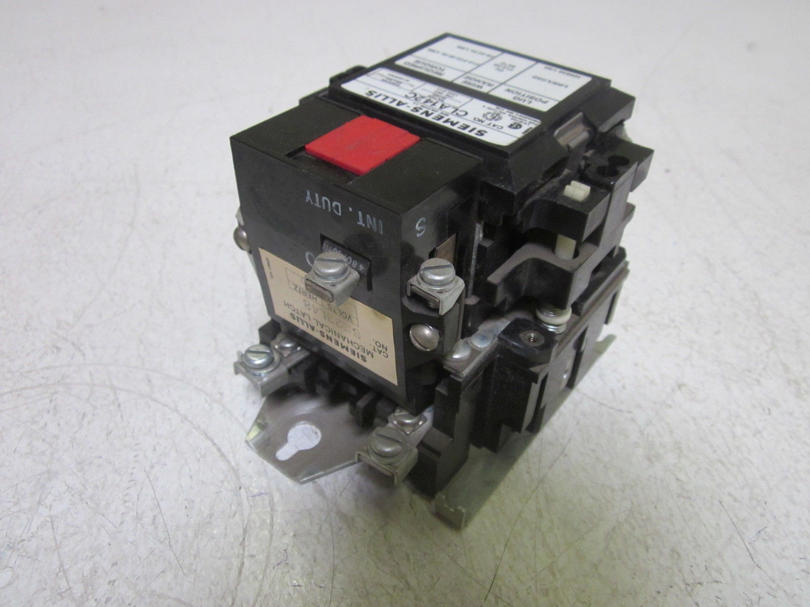 SIEMENS CLA142C LIGHTING CONTACTOR  UNMP