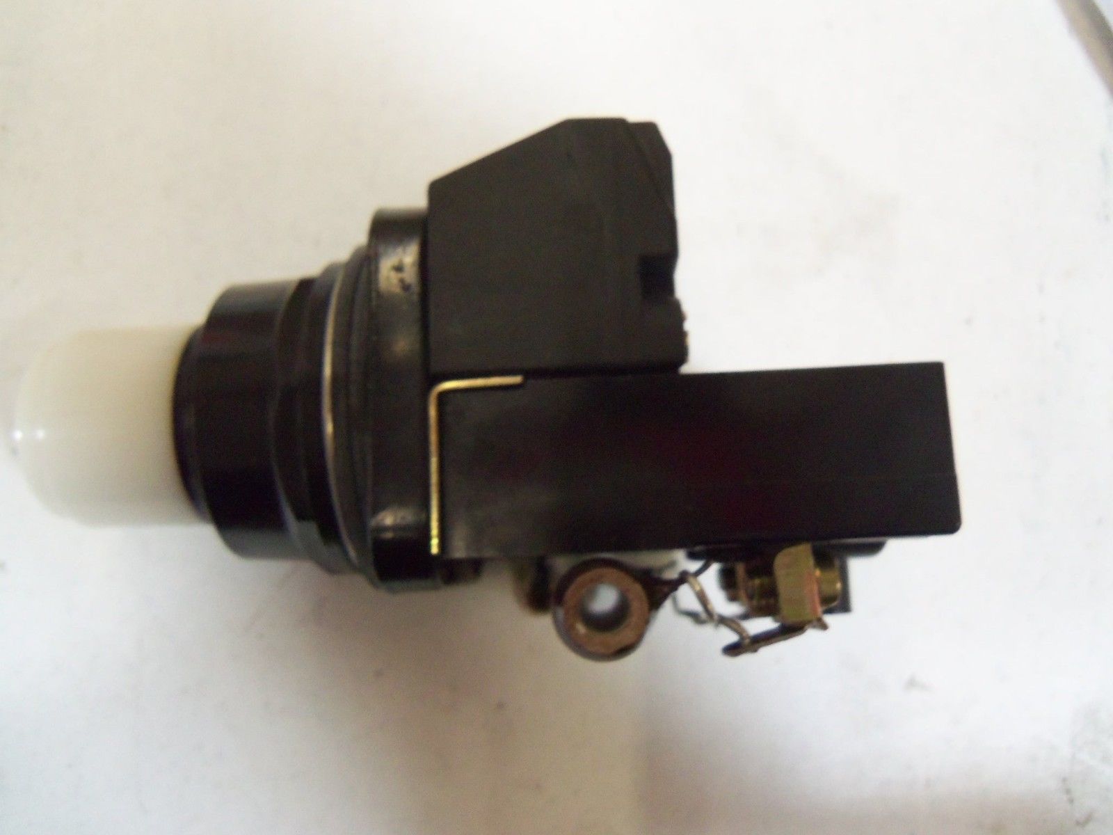 SIEMENS PUSH TO TEST PILOT LIGHT 52PX6MBAY *NEW IN BOX*
