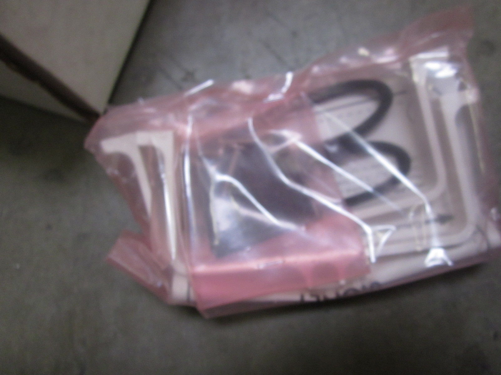 SIGNET 3-9859.100 MODEL 3 CONDUCTIVITY ANALYZER 0-100 120V UNMP