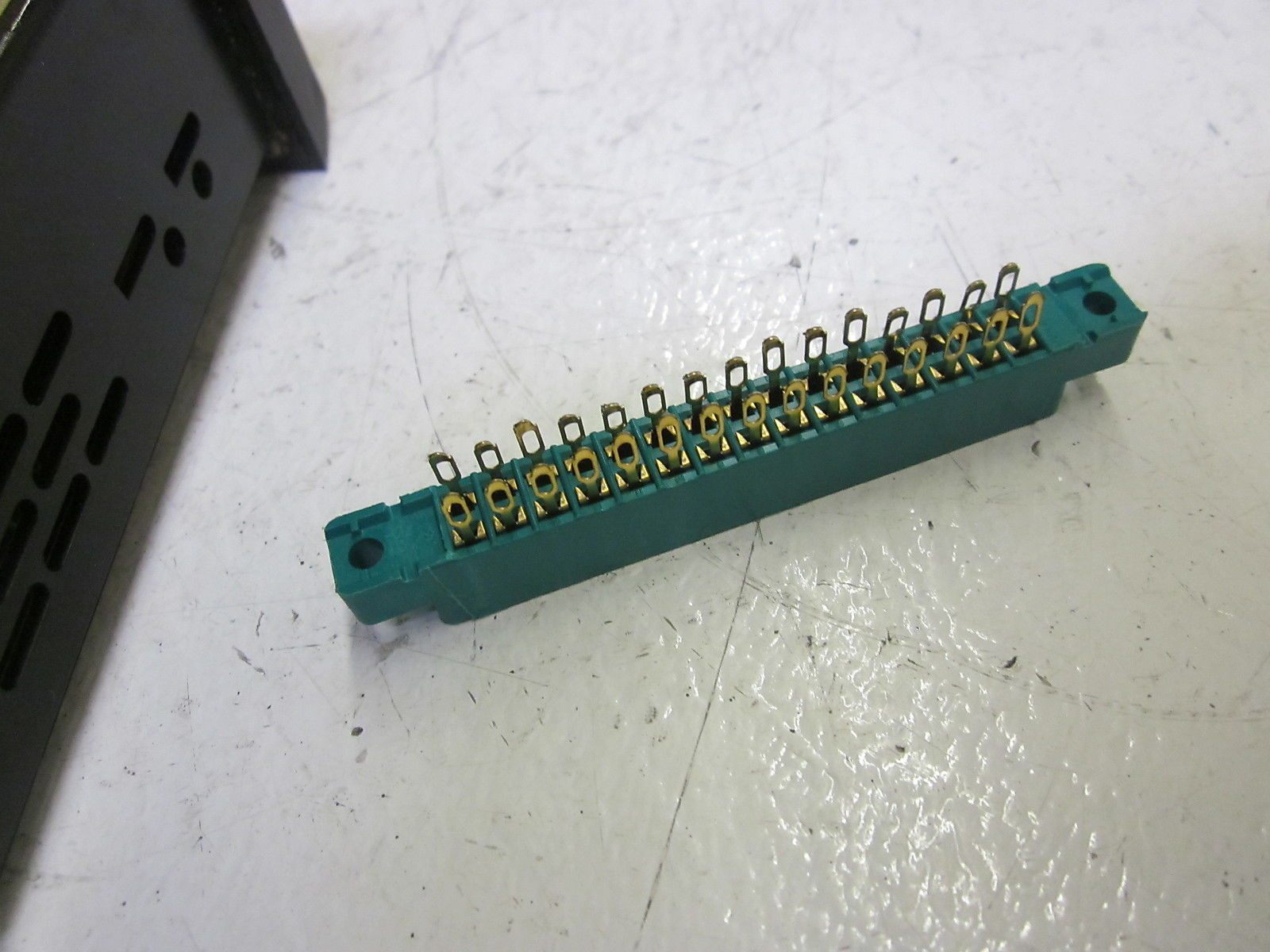 SIMPSON 2865 UNMP