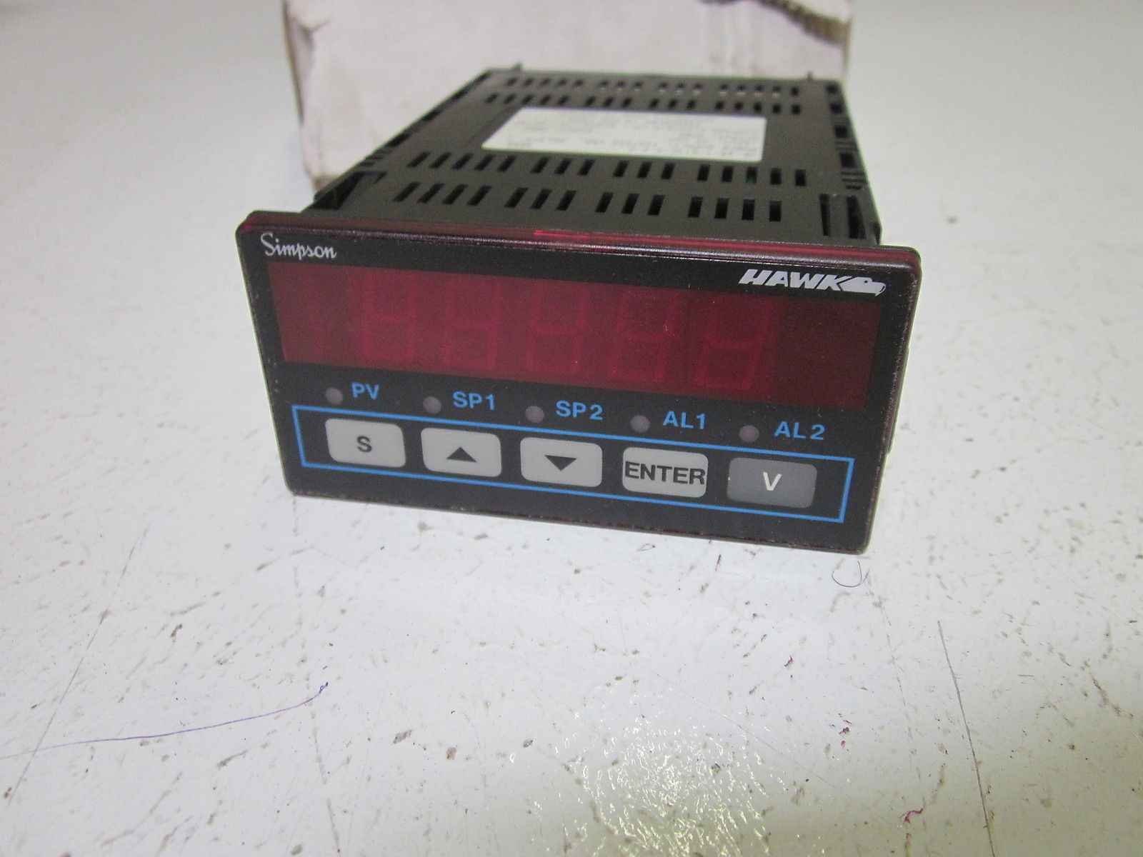 SIMPSON HK-45-1-0130-0-2-0 TEMPERATURE CONTROLLER 110/220VAC UNMP