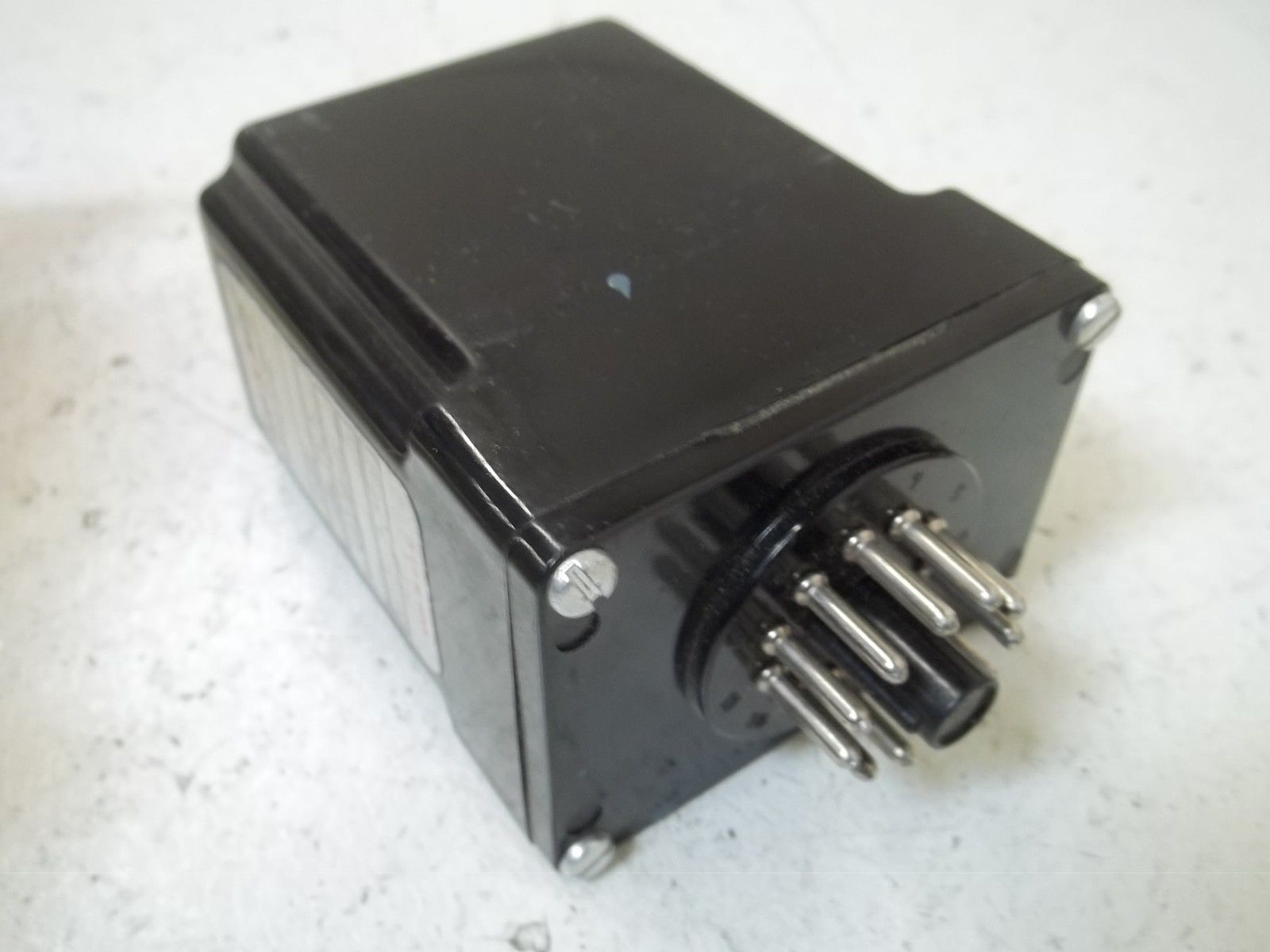 SKAN-A-MATIC R46151 PHOTOELECTRIC  RELAY 115VAC UNMP