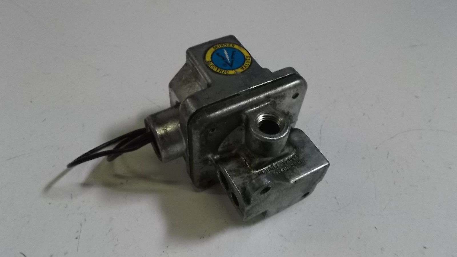 SKINNER VALVE A3LM2127 UNMP