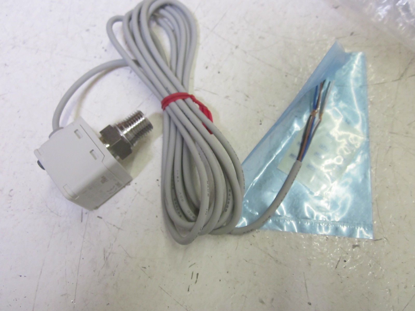 SMC 1SE80-02-S-M PRESSURE SWITCH 12-24VDC NSMP