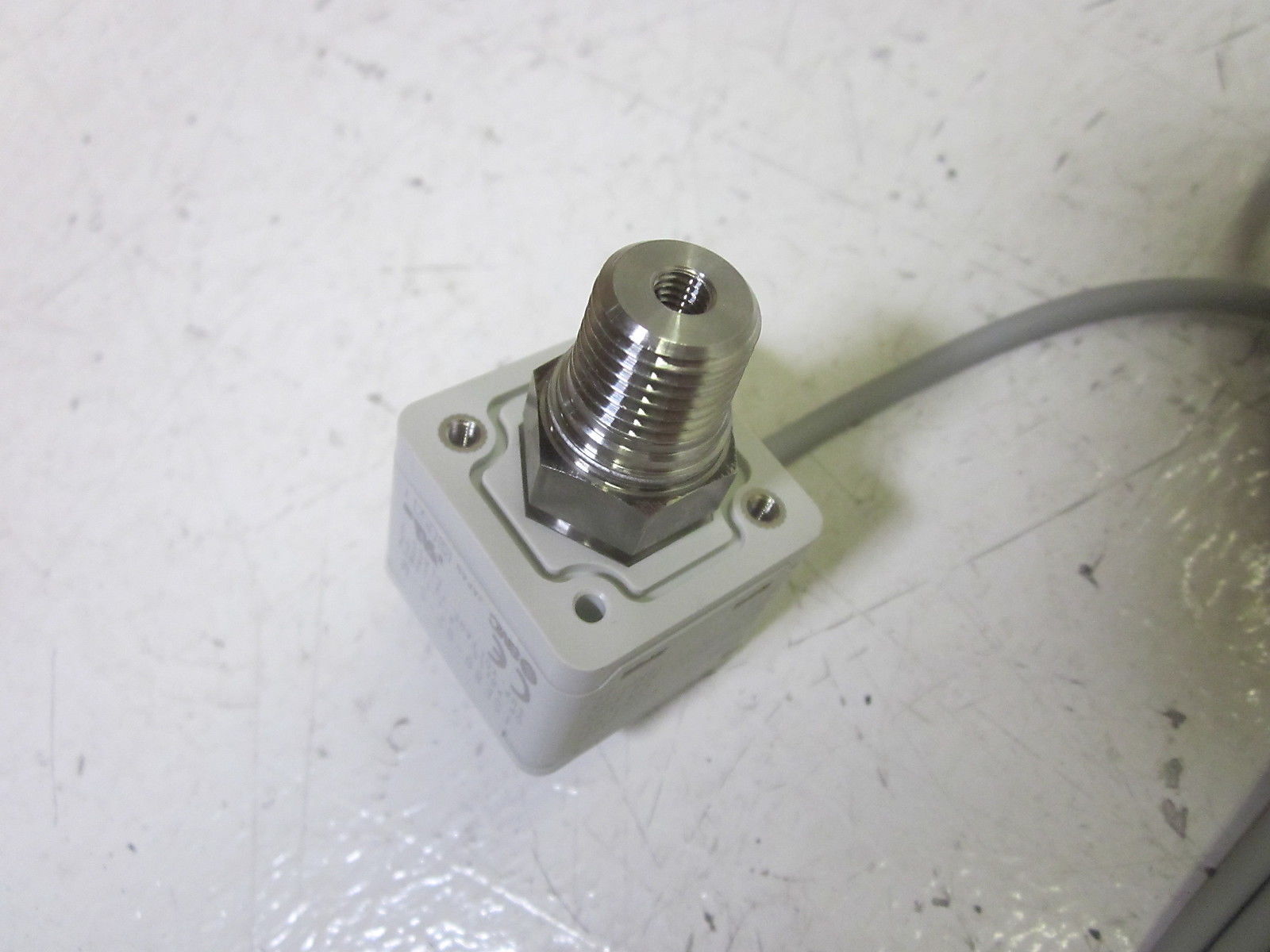 SMC 1SE80-02-S-M PRESSURE SWITCH 12-24VDC NSMP