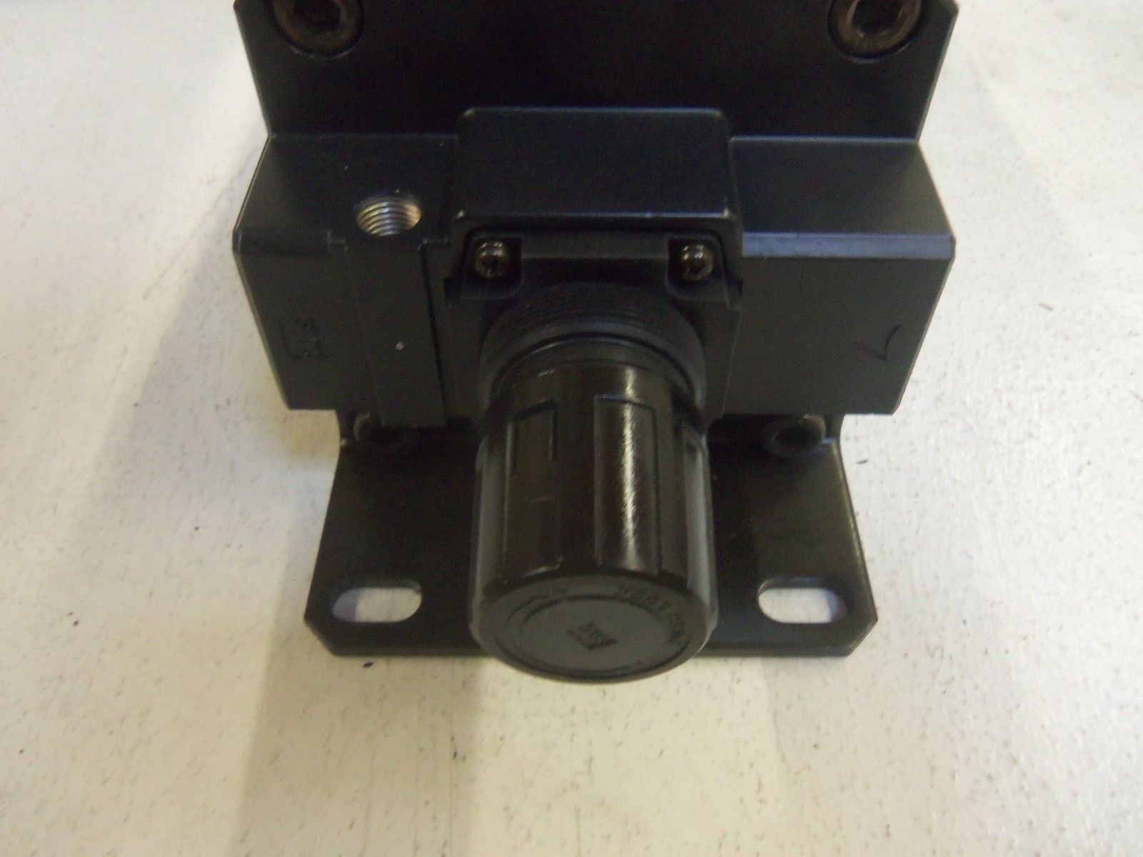 SMC AMR5000-04 REGULATOR NSNP