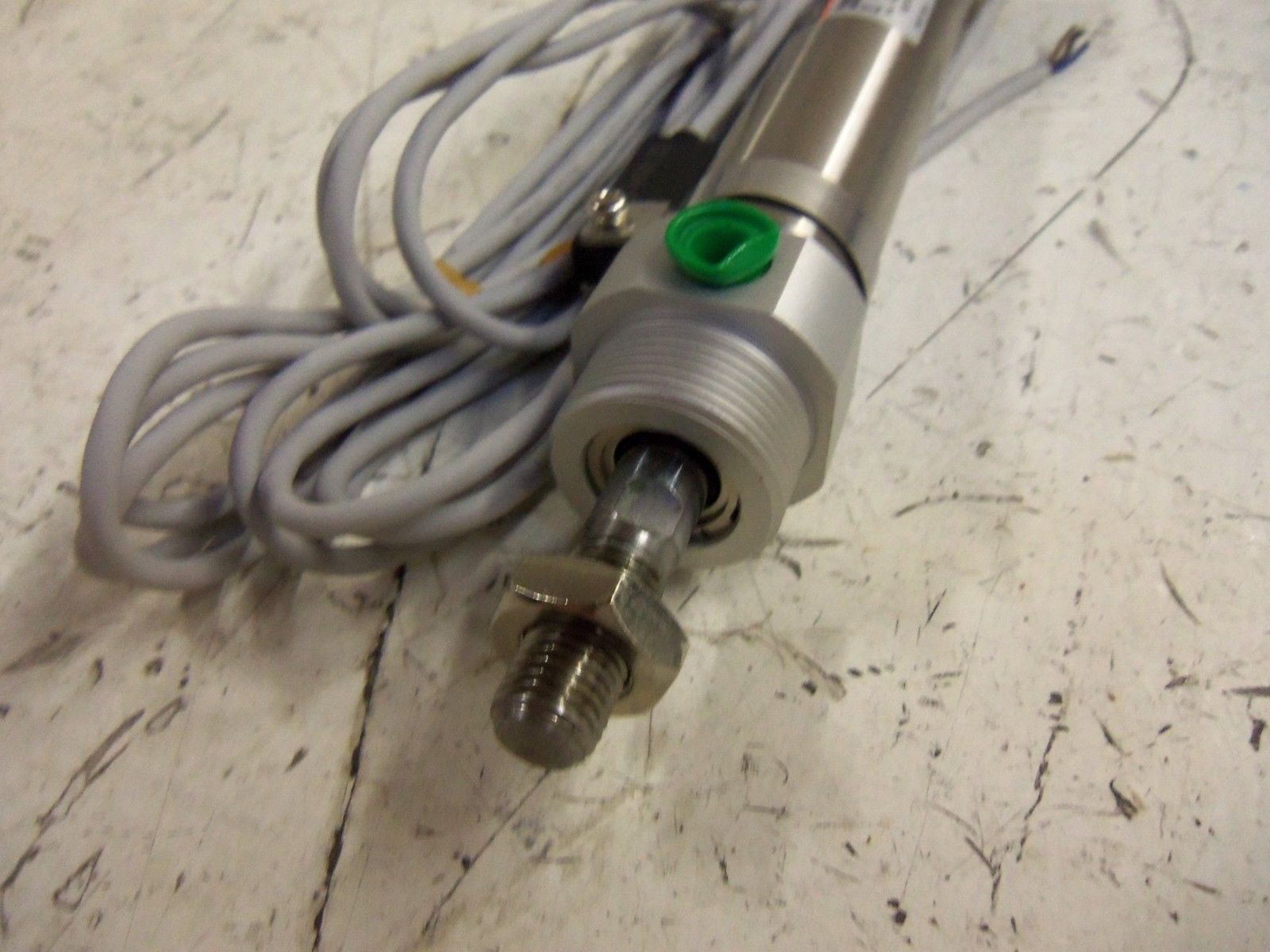 SMC CDM2C25-135-H7A2L CYLINDER DOUBLE ACTING ROUND NSNP