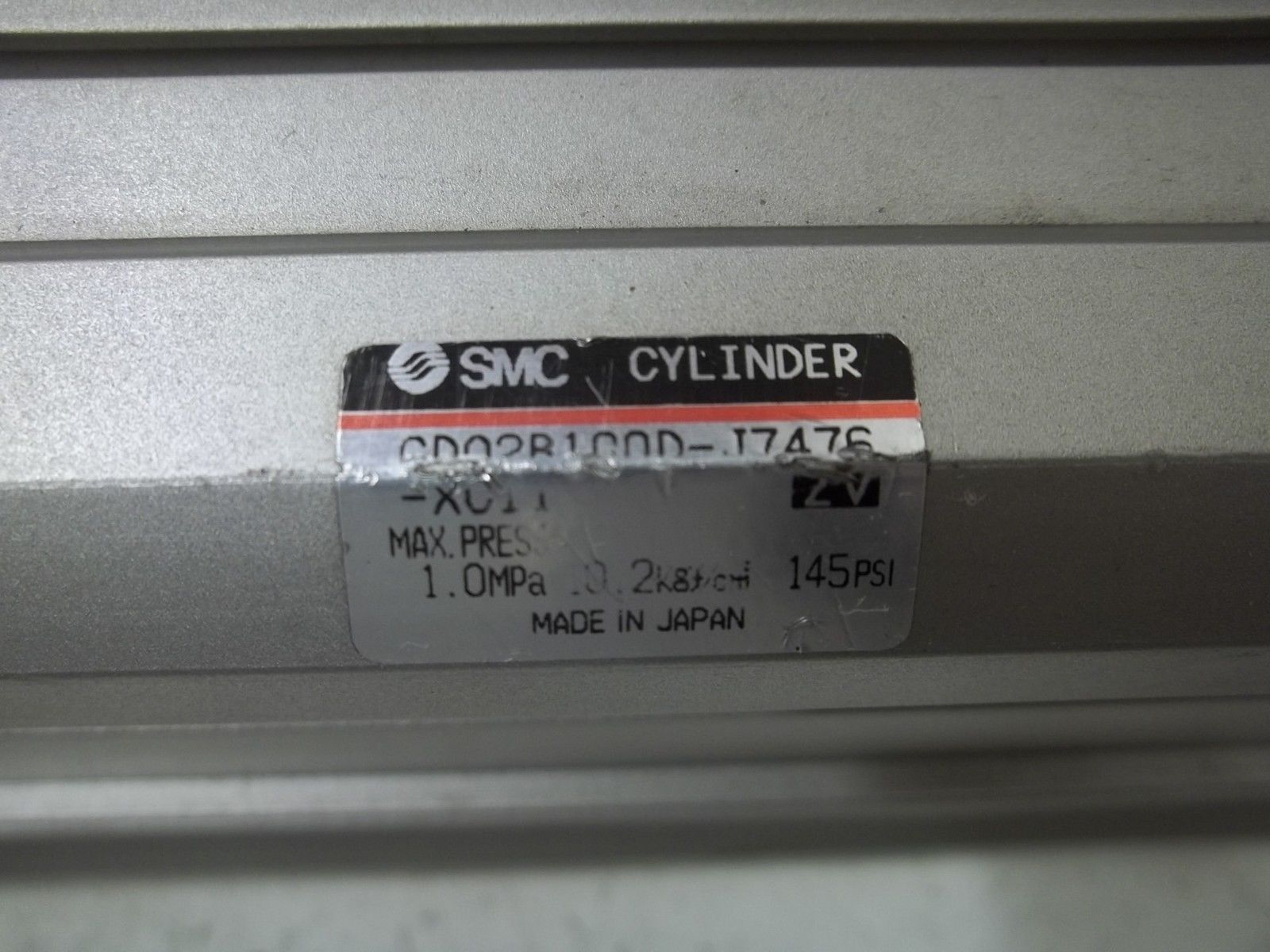 SMC CDQ2B100D-J7476-XC11 PNEUMATIC CYLINDER UNMP