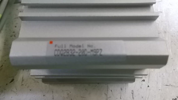 SMC CDQ2B32-20D-M9PZ CYLINDER NSNP