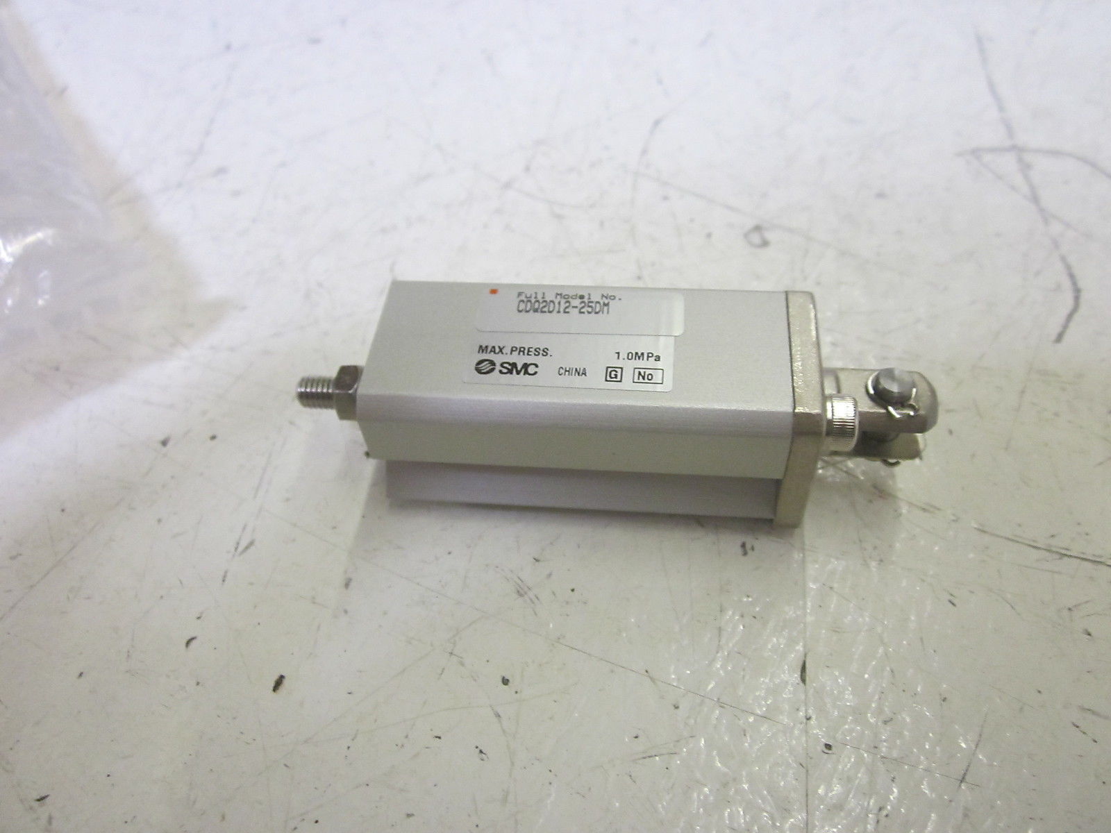 SMC CDQ2D12-25DM PNEUMATIC CYLINDER NSMP