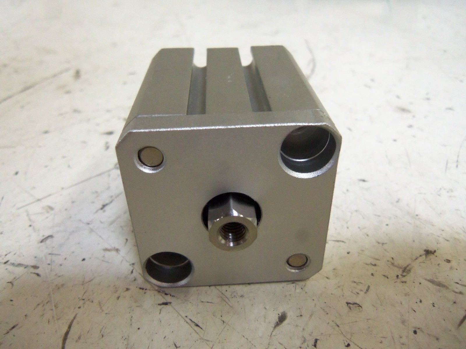 SMC CDQSKB20-10D COMPACT CYLINDER NSNP