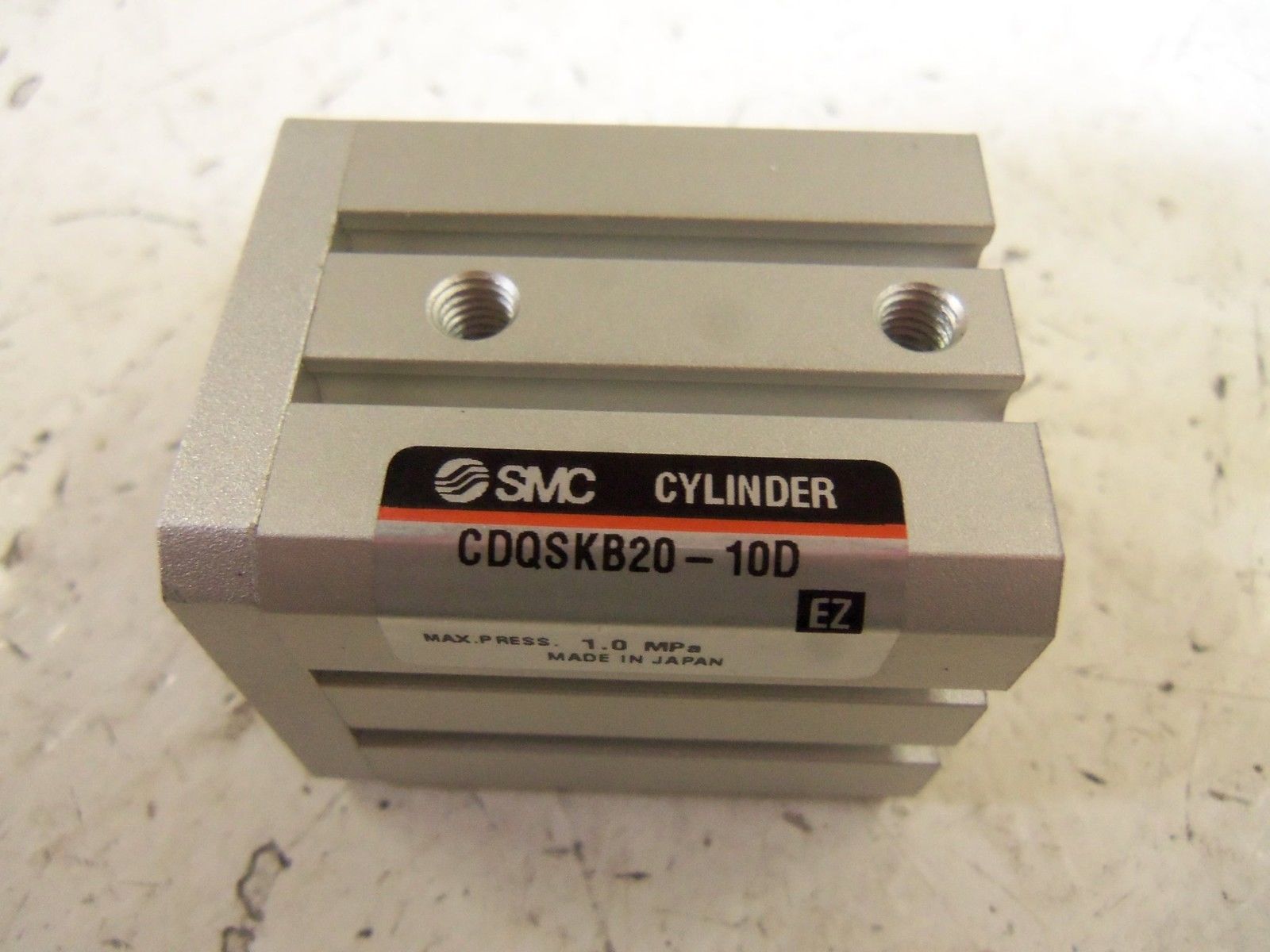 SMC CDQSKB20-10D COMPACT CYLINDER NSNP