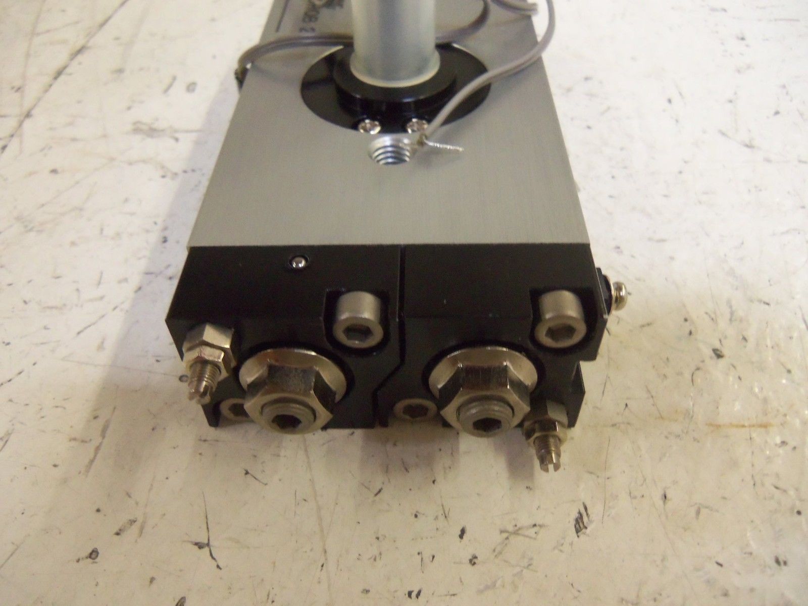 SMC CDRQB-S20-180C ACTUATOR AIR CYLINDER NSNP