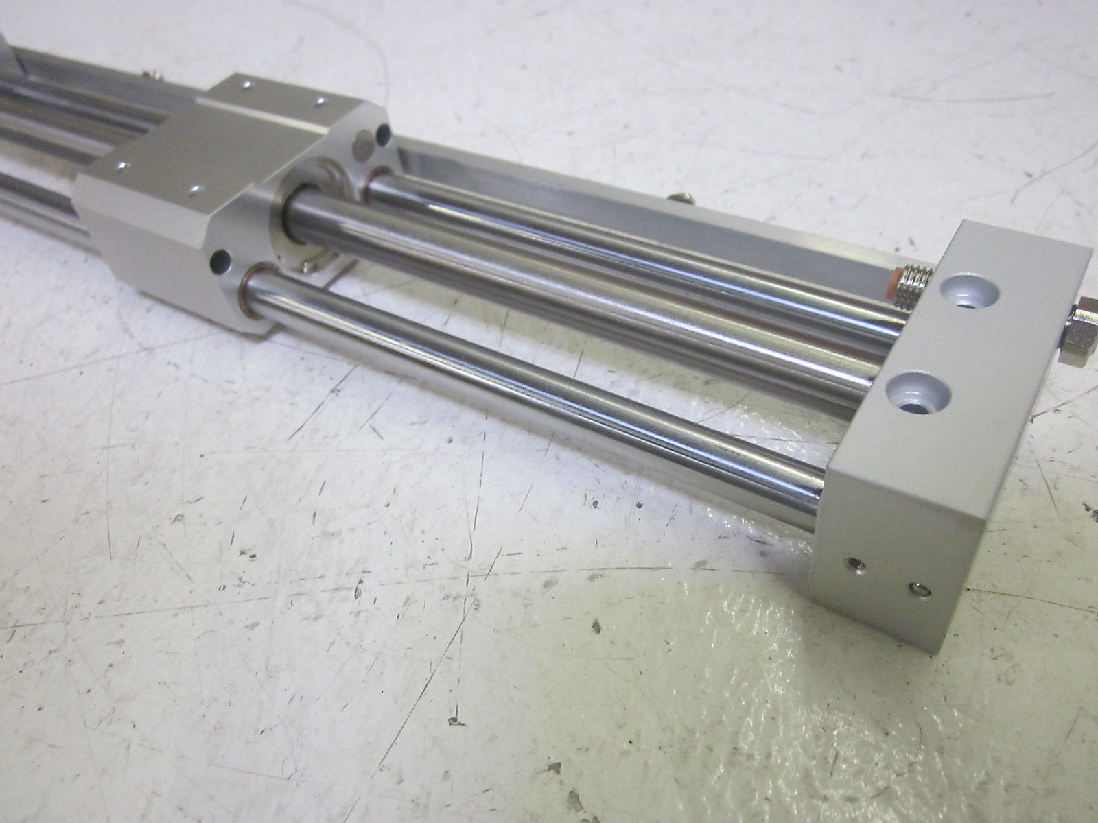 SMC CDY1S10H-250 COUPLED RODLESS CYLINDER 10MM STROKE 250MM NSNP