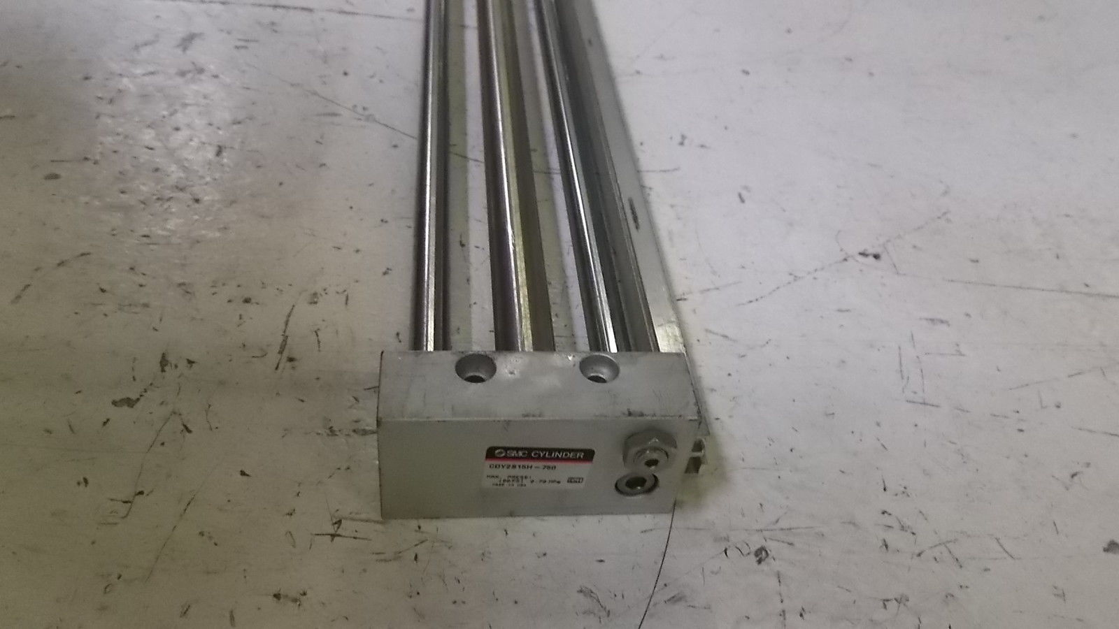 SMC CDY2815H-750 CYLINDER UNMP