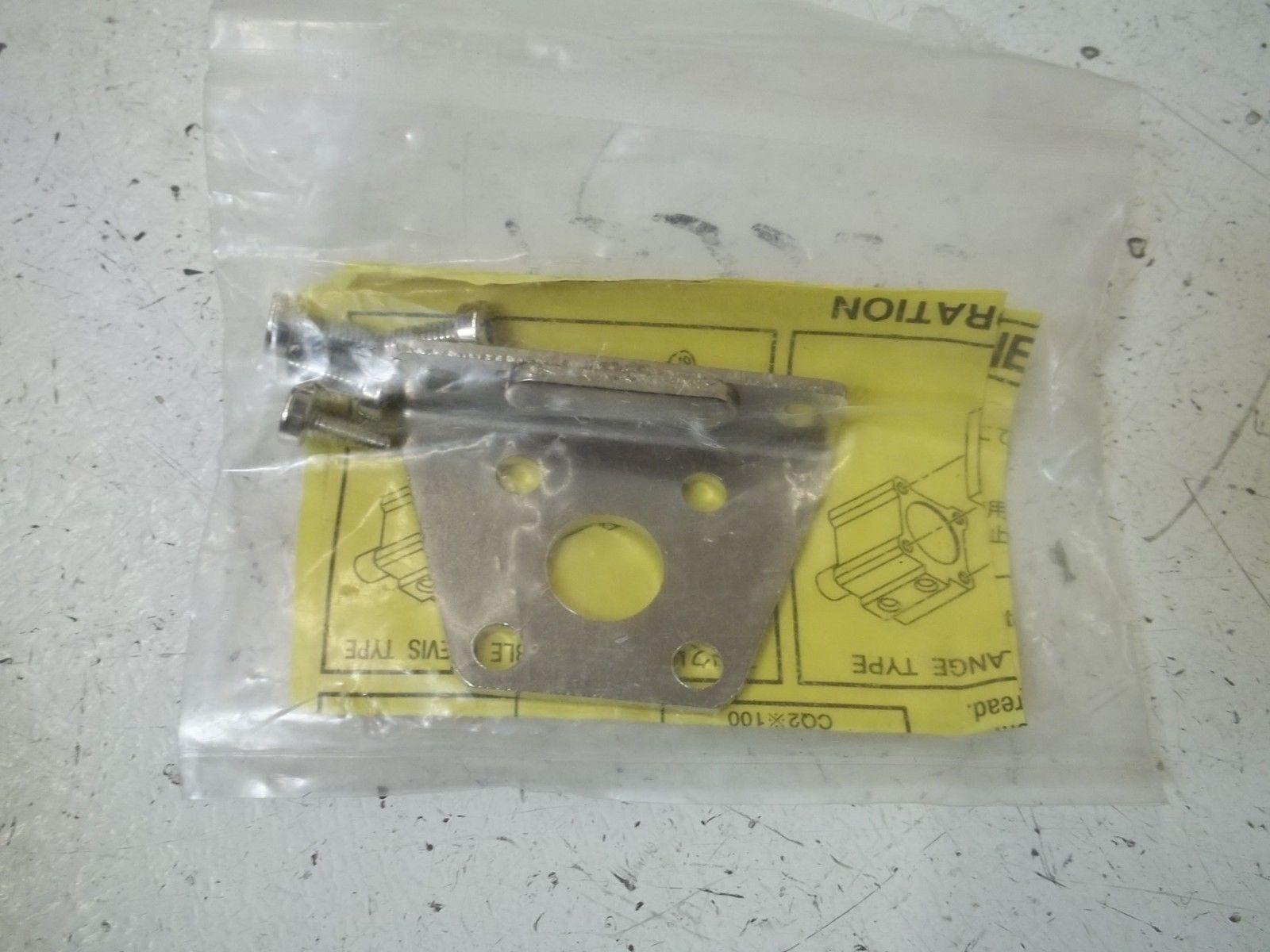 SMC CQ-L016 BRACKET NSNP IN  A BAG