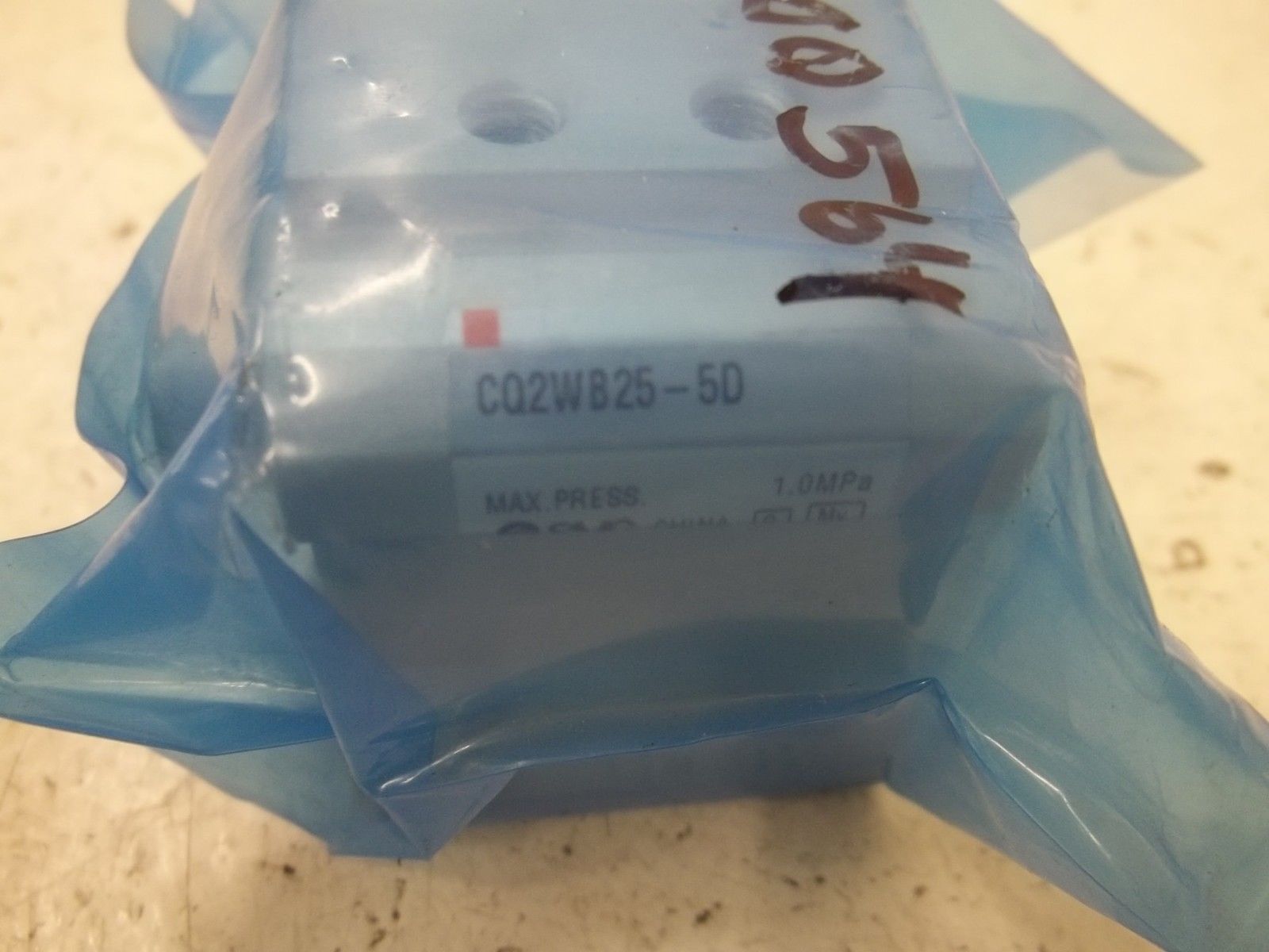 SMC CQ2WB25-5D COMPACT CYLINDER NSNP