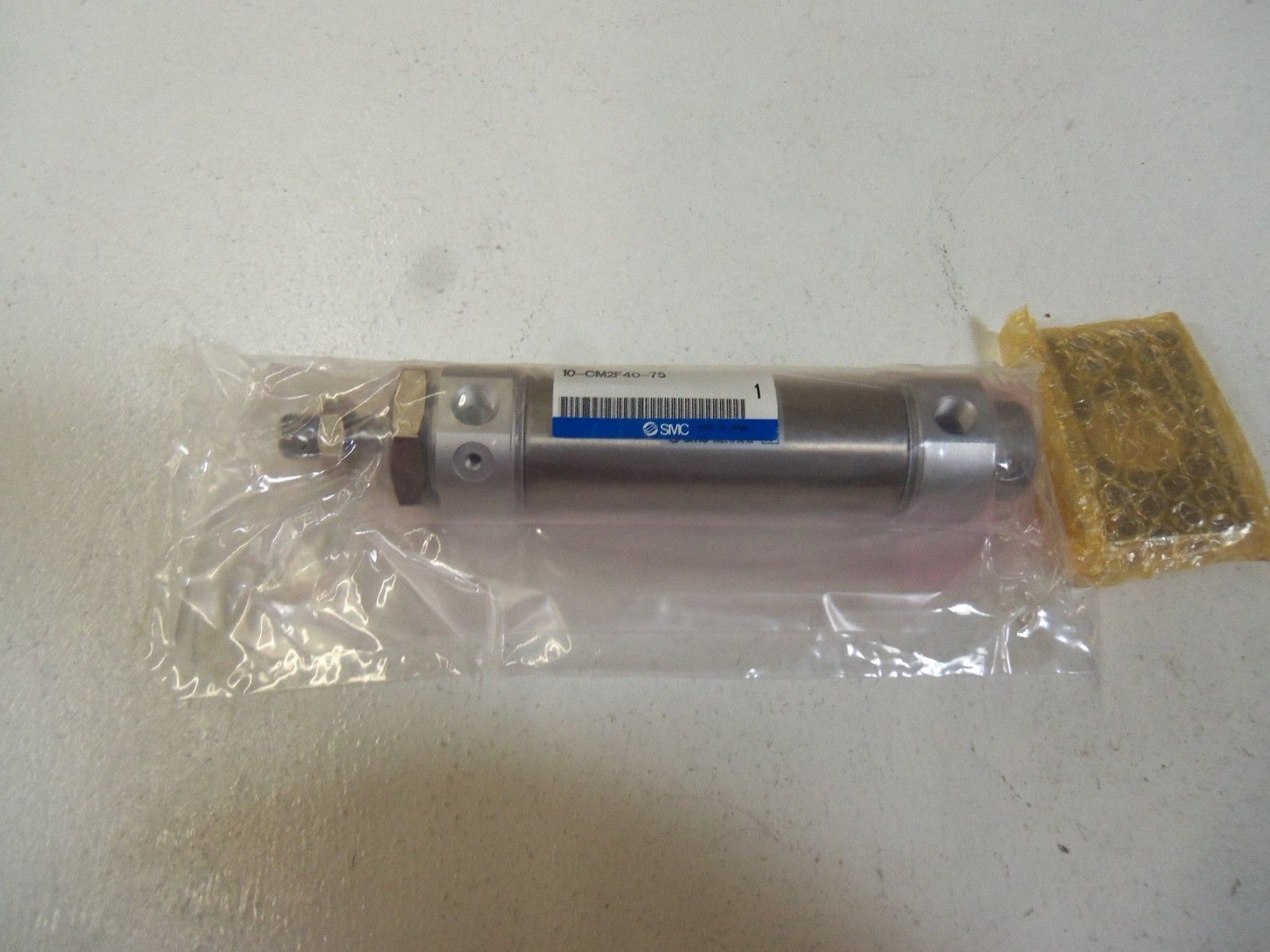 SMC CYLINDER 10-CM2F40-75 *NEW IN BAG *