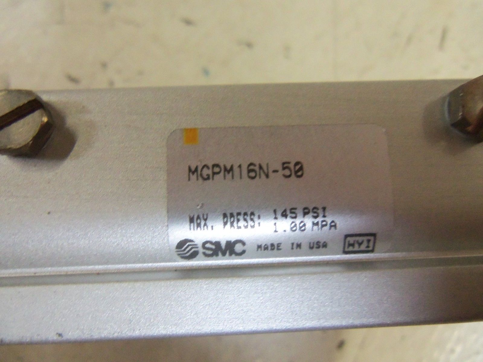 SMC MGPM16N-50 PNEUMATIC CYLINDER UNMP