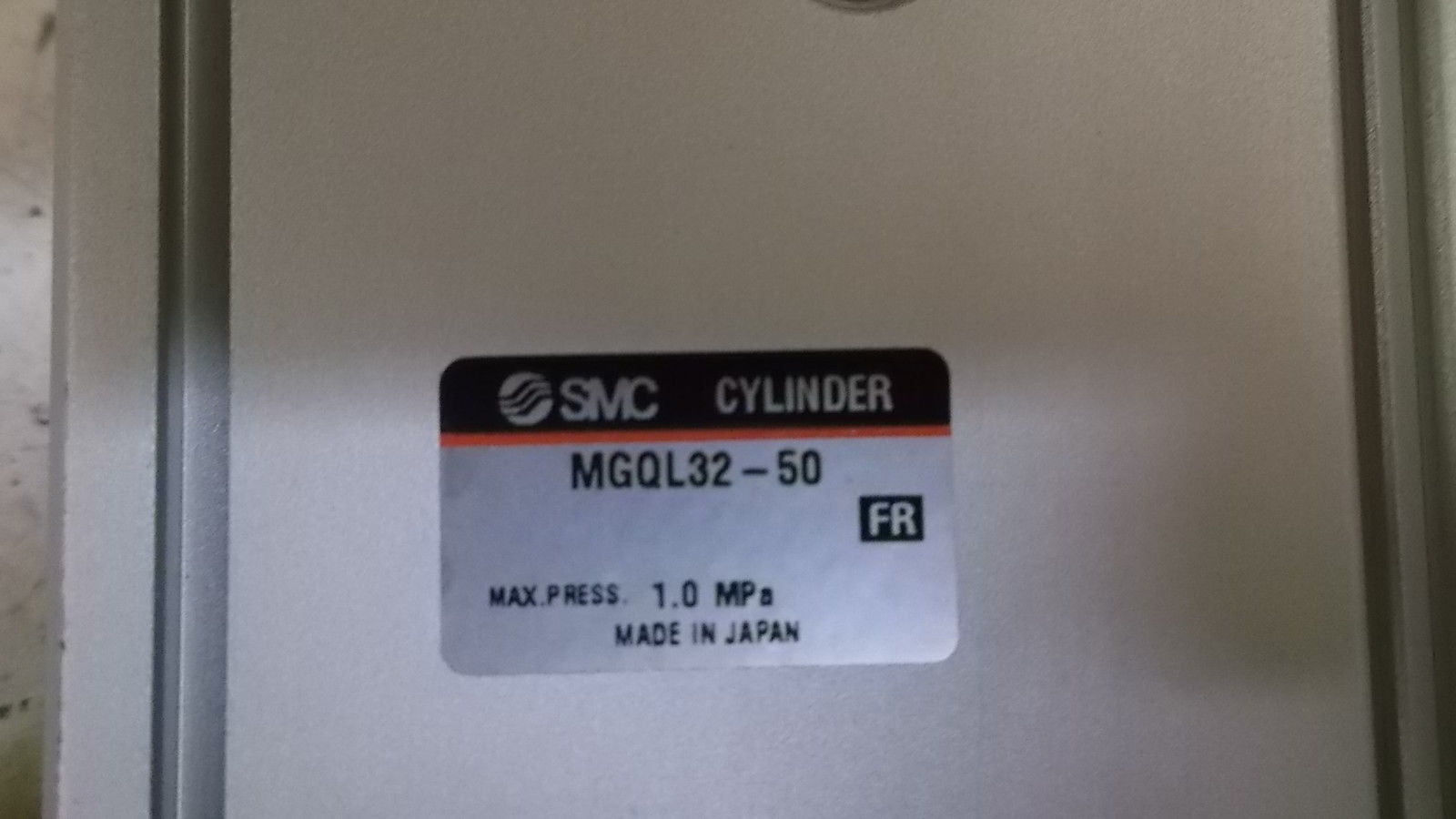 SMC MGQL32-50 CYLINDER NSNP
