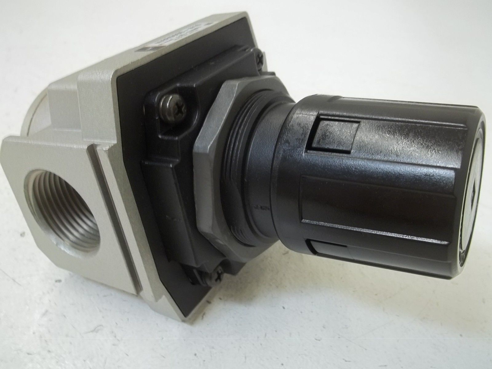 SMC NAR5000-N10 REGULATOR UNMP