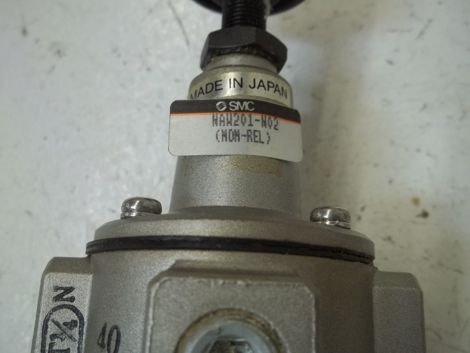 SMC NAW201-N02 FILTER-REGULATOR UNMP