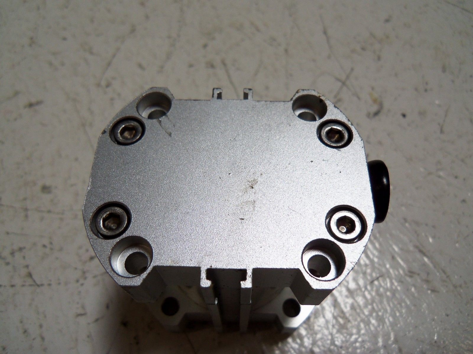 SMC NCQ7BLO6-125D UNMP