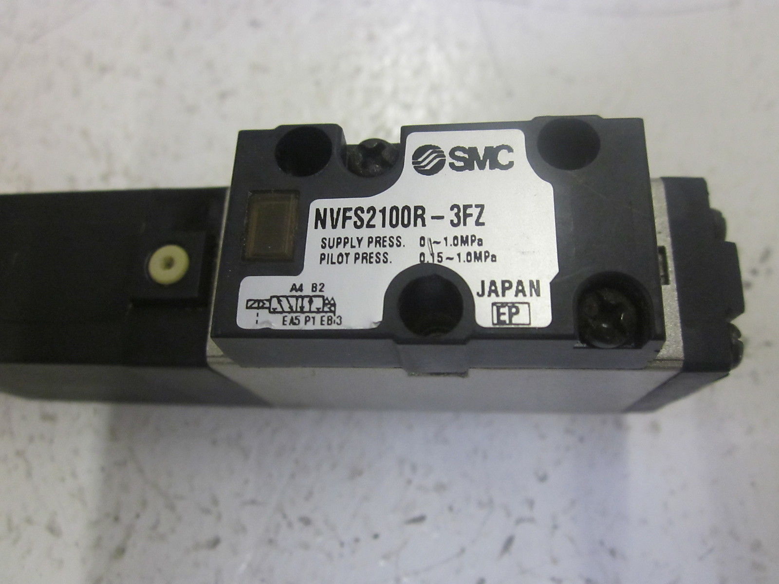 SMC NVFS2100R-3FZ SOLENOID VALVE 110VAC UNMP